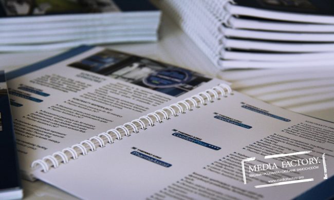 folder spirala kreda 200 gram agregaty Thermo King projekt druk zdjecia reklamowe 3