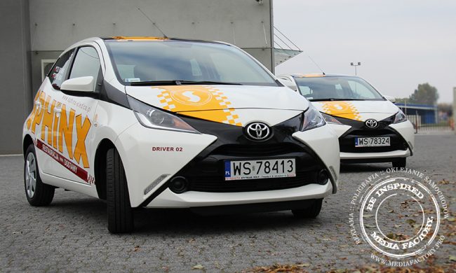 Toyota Aygo SPHINX oklejenie folia polimerowa wycinana ploterowo projekt sportowy design 23