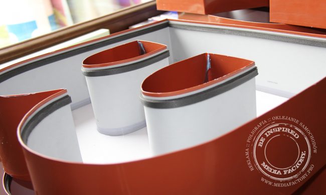 Litery przestrzenne swiecace POL-BRUK aluminium PCV diody kaseton 12