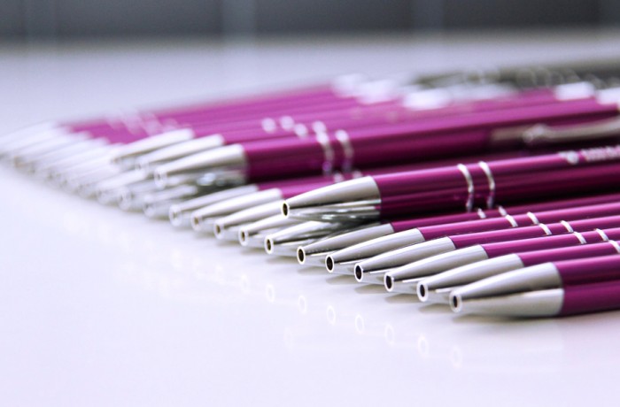 Colorful engraved aluminum pens