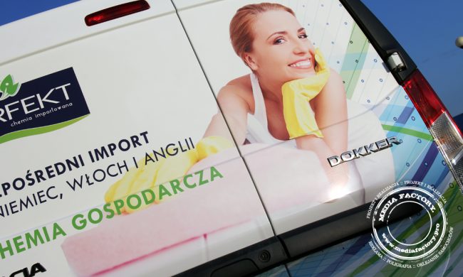 dacia dokker ASTRUM PERFEKTchemia gospodarcza folia wylewana laminat wycinanka projekt 4