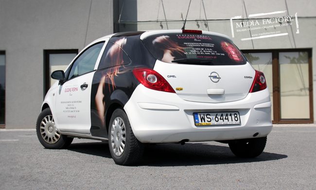 oklejenie samochodu foliowanie folia polimerowa z laminatem wycinanka LUMEX 3