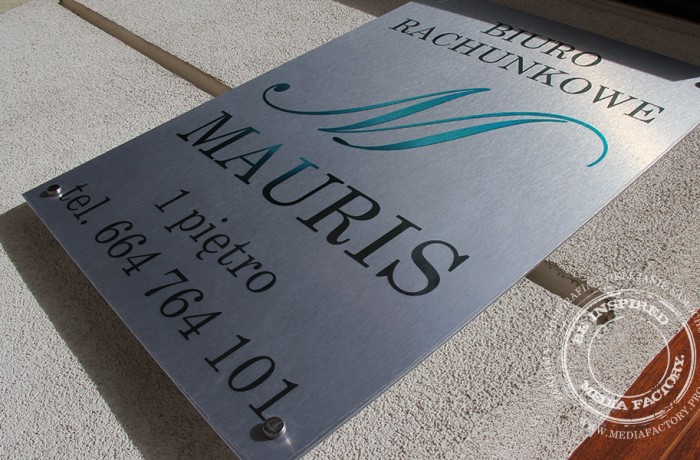 Mauris
