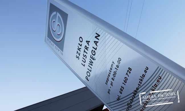 tablica totem reklamowy aluminium dibond GLASS STRUS 2