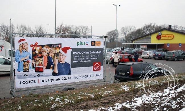 przyczepa reklamowa Losice baner naglosnienie samochod z kierowca 2