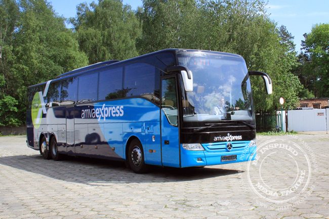 Arriva autobus Mercedes Tourismo folia wylewana do zmiany koloru auta oklejanie 8