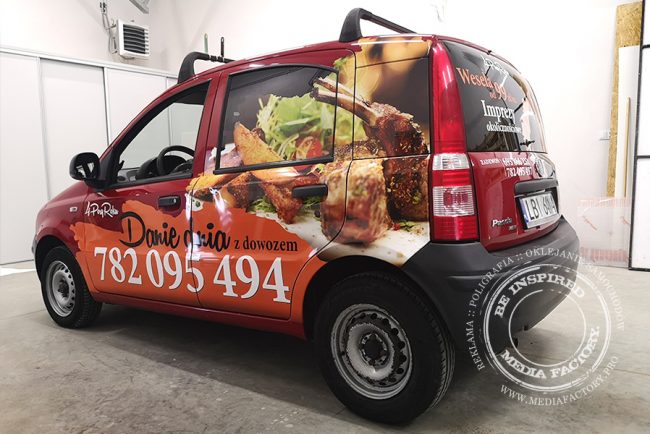 4 pory roku Fiat Panda restauracja oklejanie aut folia polimerowa