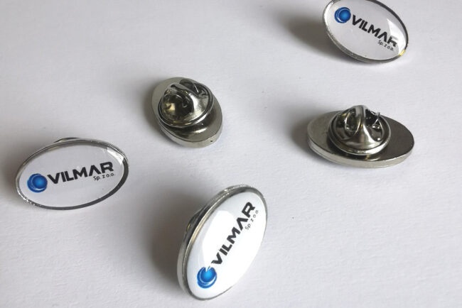 pinsy przypinki znaczki 3D z polimerem Vilmar v1