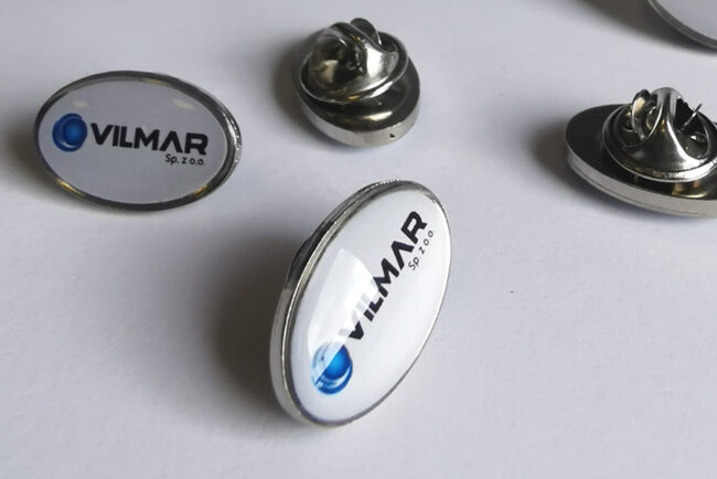 pinsy przypinki znaczki 3D z polimerem Vilmar v2