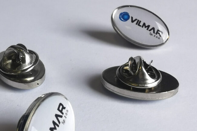 pinsy przypinki znaczki 3D z polimerem Vilmar v3