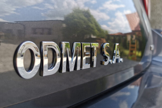 odmet-literki-chromowane-1